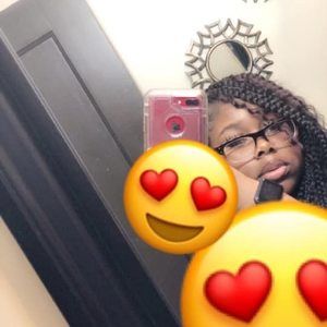 Meet your Posher, Niya